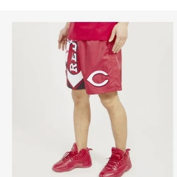 Cincinnati reds pro standard luxury brand shorts.nwt - Picture 3 of 4